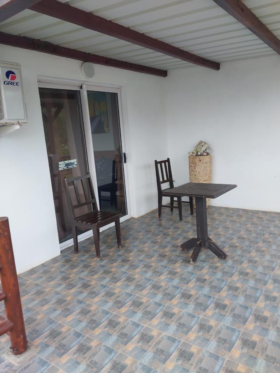 Poisson D'Or Guest House Port Mathurin Extérieur photo